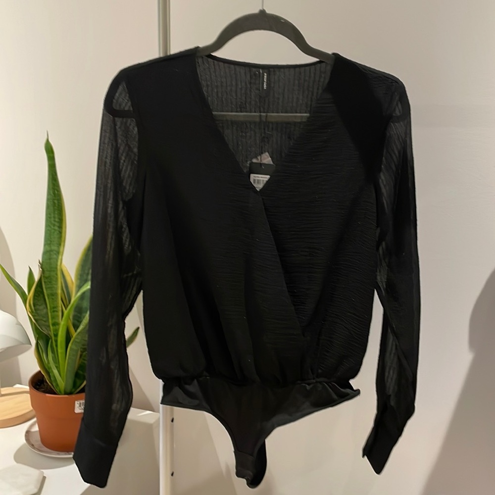 Vero Moda Black bodysuit size S